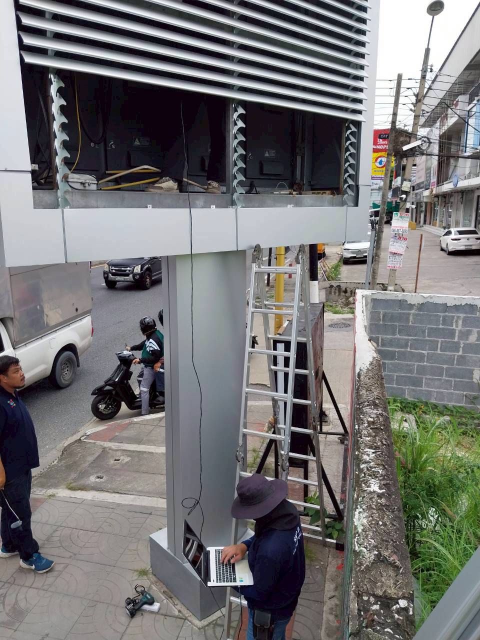 คอนฟิกและทดสอบระบบป้าย หลังติดตั้งอุปกรณ์เสร็จเรียบร้อย